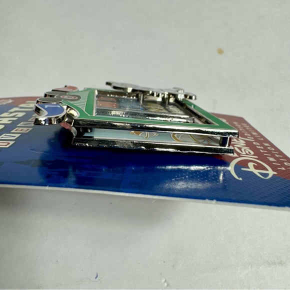 NWT. 2024 Disney Parks Bicoastal Adventures Astro Orbiter Goofy Pin LE 4000. - Picture 7 of 8